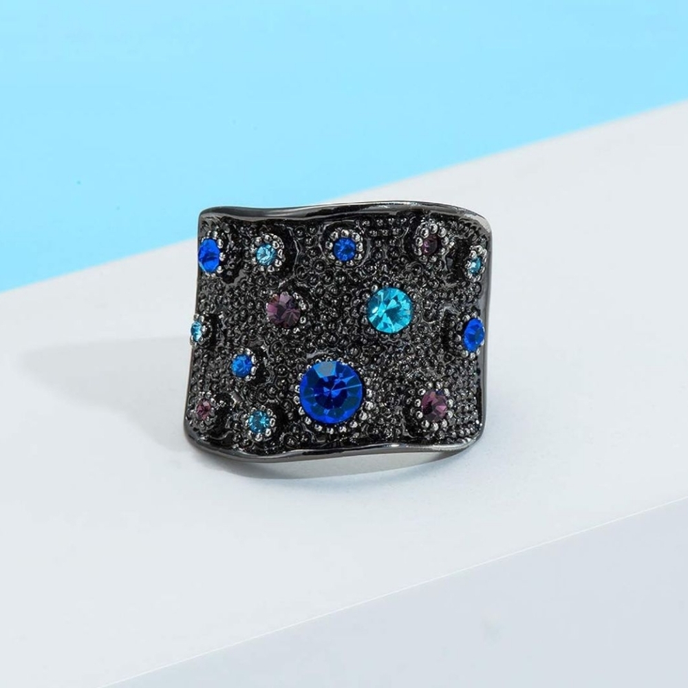 Black Crystal Statement Ring - image 4